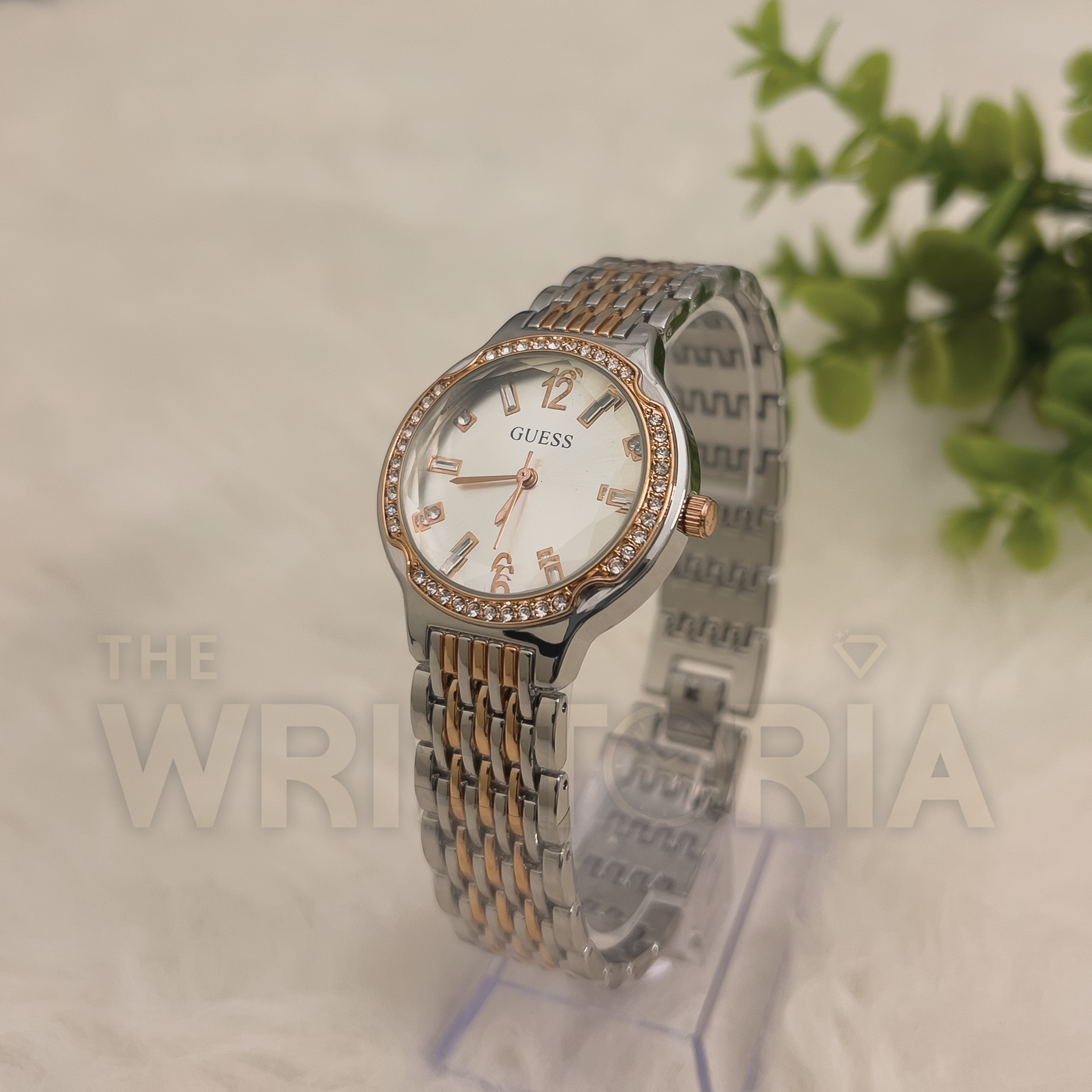 GUESS Dual Tone Delight